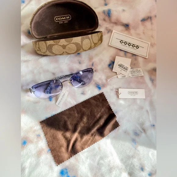 Coach Evonne S338A Gunmetal Sunglasses w/ Butterfly Rhinestones & Clamshell New - Picture 15 of 17